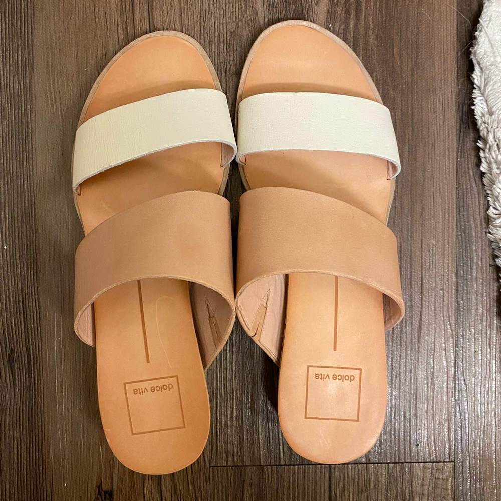 ✨SOLD✨Dolce vita sandals
